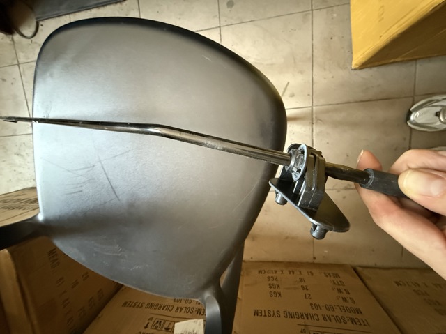 Фіксатор підпори капота 65722ED01A NISSAN