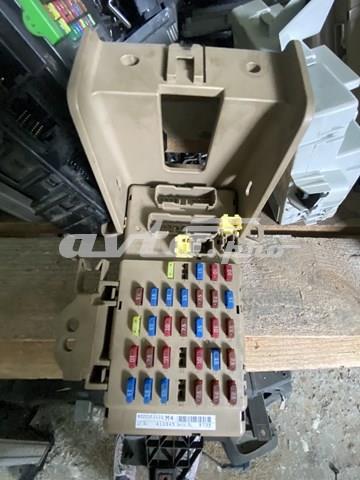 Коробка запобіжників 82201FJ110 SUBARU