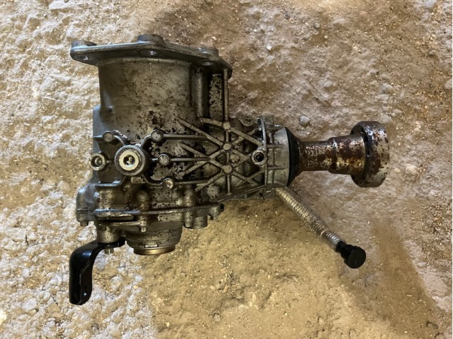 Роздавальна коробка CV6Z7251Q FORD