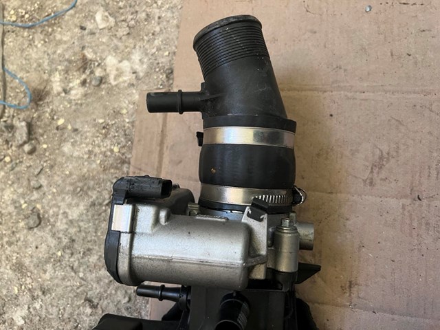 Блок дросельної заслінки DS7E9F991BB FORD
