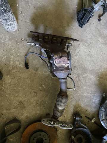 Газопроводи (колектор випускний) HS7Z5G232A FORD