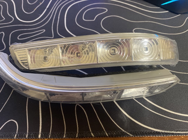 Покажчик повороту дзеркала, лівий 876132P000 HYUNDAI