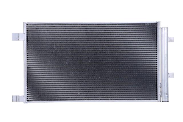 Радіатор охолодження кондиціонера 921004575R RENAULT