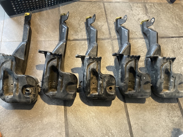 Бачок омивайки 13118158 OPEL