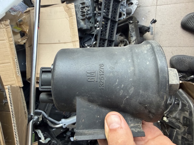 Корпус паливного фільтра 13251276 OPEL