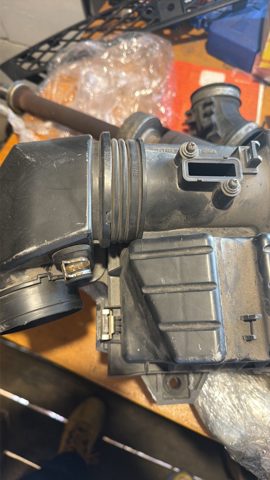 Корпус повітряного фільтра, нижня частина 17202RNAA00 HONDA