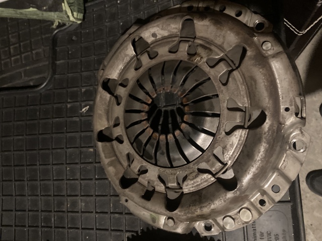 Натискний диск зчеплення Honda Civic 8