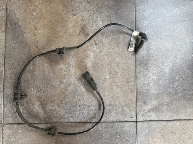 Датчик АБС 22821303 OPEL