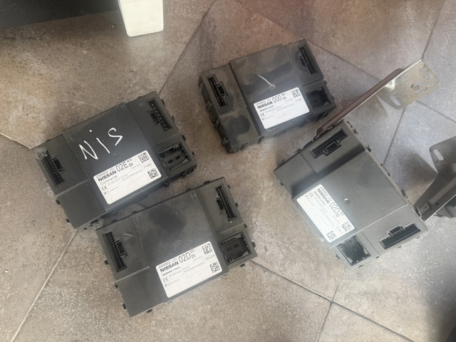 Блок комфорту 284B2JD02D NISSAN