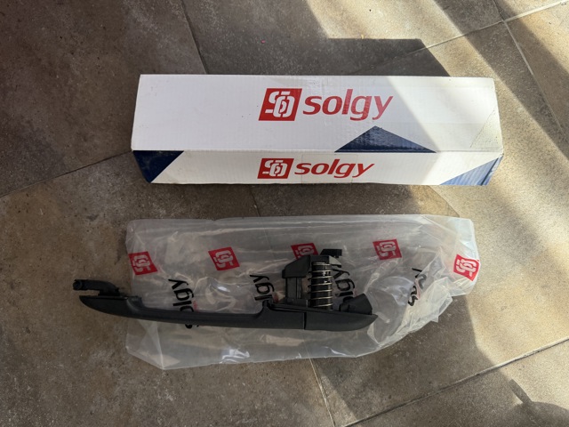 Ручка передньої двері зовнішня 305014 SOLGY