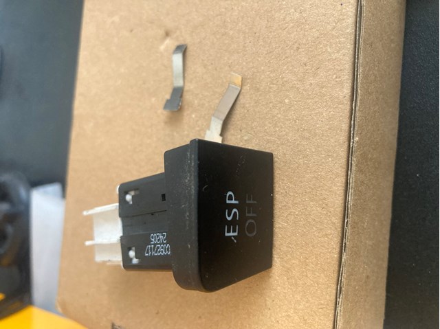Кнопка увімкнення ESP 3C0927117 VAG