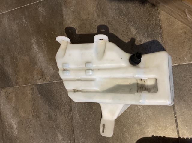 Бачок омивача скла 401140137 OPEL