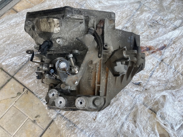 МКП в зборі 55561696 OPEL