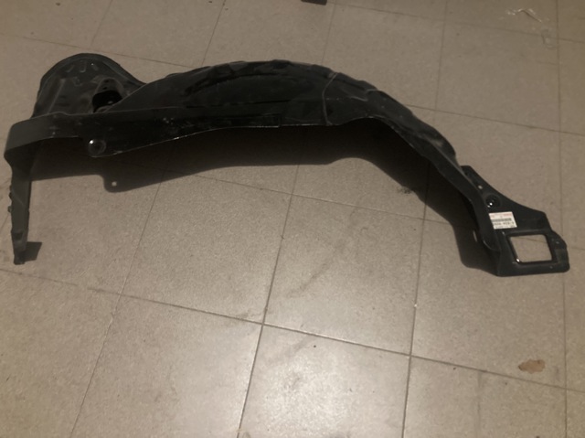 Арка крила заднього лівого 6163460901 TOYOTA