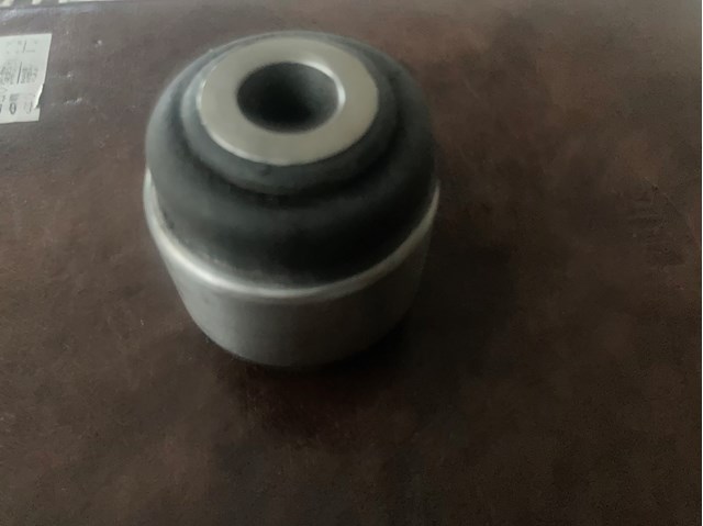 Сайлентблок заднього верхнього важеля TD554W DELPHI