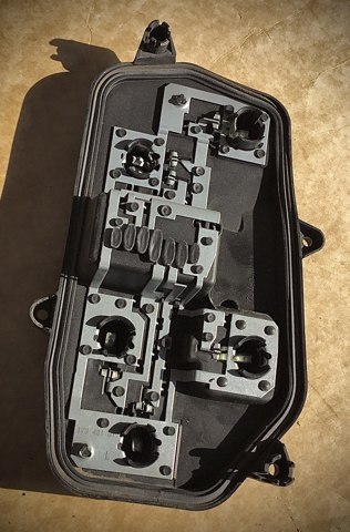 Плата заднього ліхтаря, контактна 7E5945257 VAG