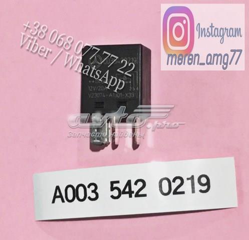 Реле електричне багатофункціональне A0035420219 MERCEDES