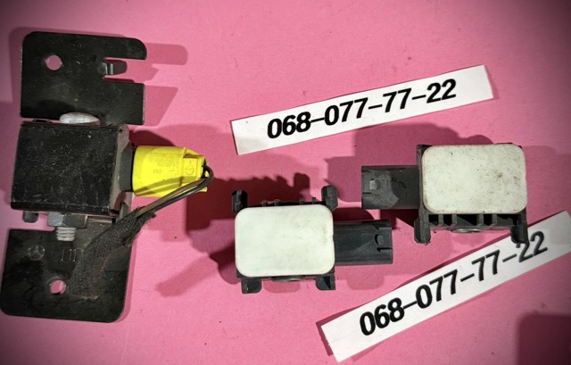 Датчик Ейрбег передній A0038202826 MERCEDES