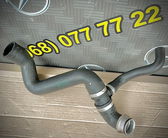 Шланг/патрубок радіатора охолодження, нижній A1645011182 MERCEDES