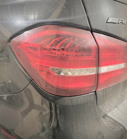 Задня ліва зовнішня фара A1669060502 MERCEDES