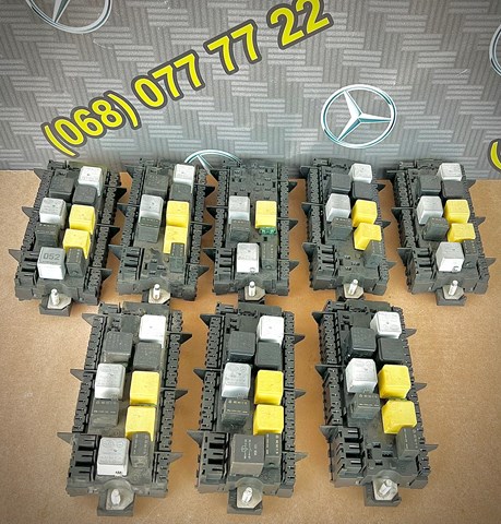 Коробка запобіжників A1669063801 MERCEDES