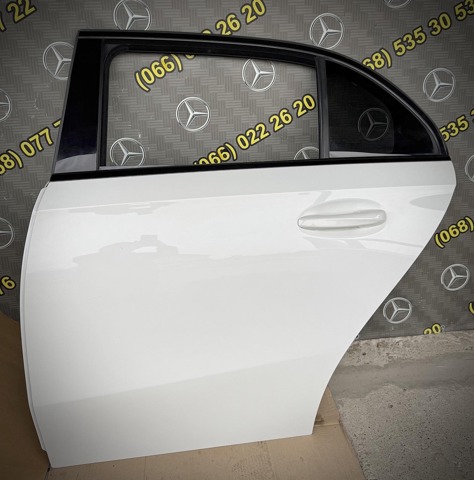 Двері пасажирські задні праві A1777301300 MERCEDES