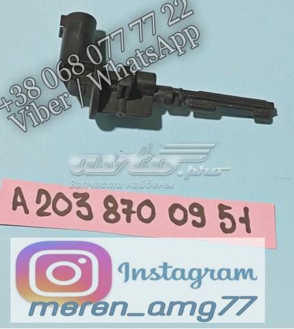 Датчик рівня охолоджуючої рідини A2038700951 MERCEDES