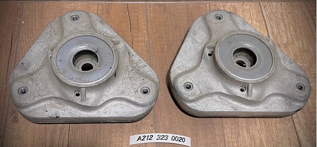 Кріплення переднього амортизатора A2123230020 MERCEDES
