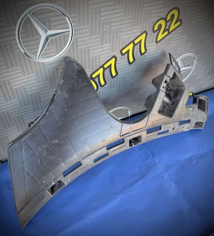 Кронштейн кріплення бампера переднього правий A2538851800 MERCEDES