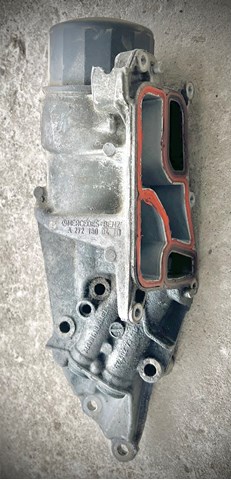 Корпус маслофільтра A2721800410 MERCEDES