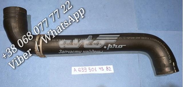 Патрубок системи охолодження A6395014382 MERCEDES