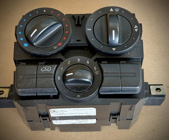 Блок управління пічкою A6398301185 MERCEDES