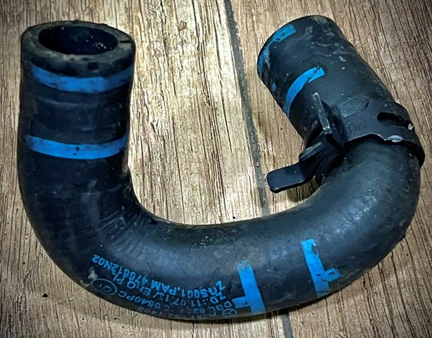 Шланг (патрубок) радіатор EGR, відведення A6512001482 MERCEDES