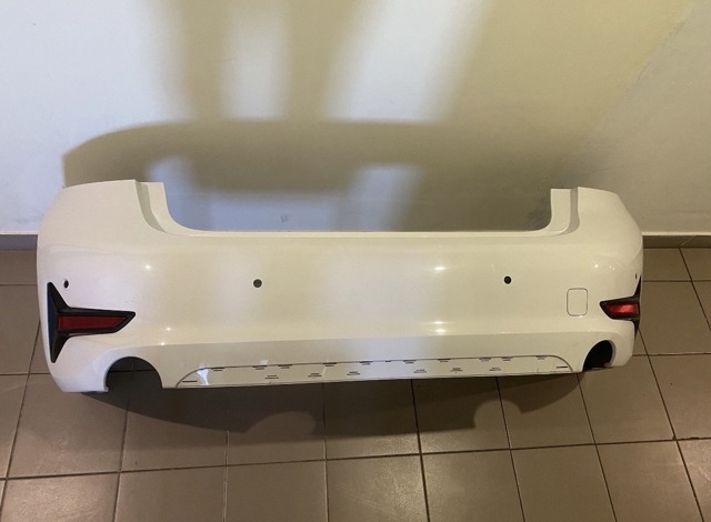 Кожух бампера заднього 51128493937 BMW