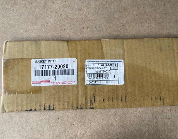 Прокладка впускного колектора нижня права 1717720020 TOYOTA