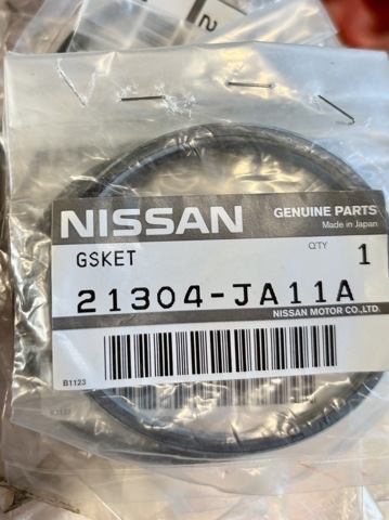 Прокладка адаптера маслянного холодильника 21304JA11A NISSAN