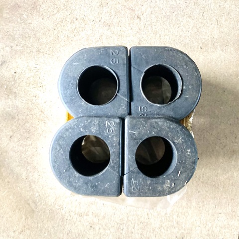 Подушка стабілізатора 4881526020 TOYOTA