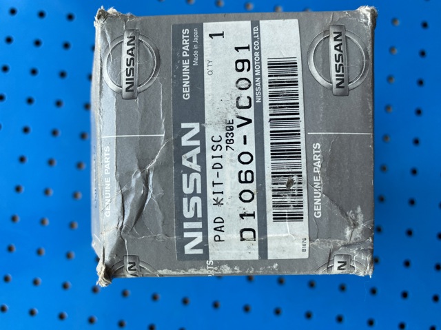 Колодки гальмівні передні, дискові D1060VC091 NISSAN