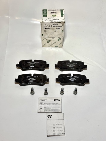 Колодки гальмові задні, дискові LR021316 LAND ROVER