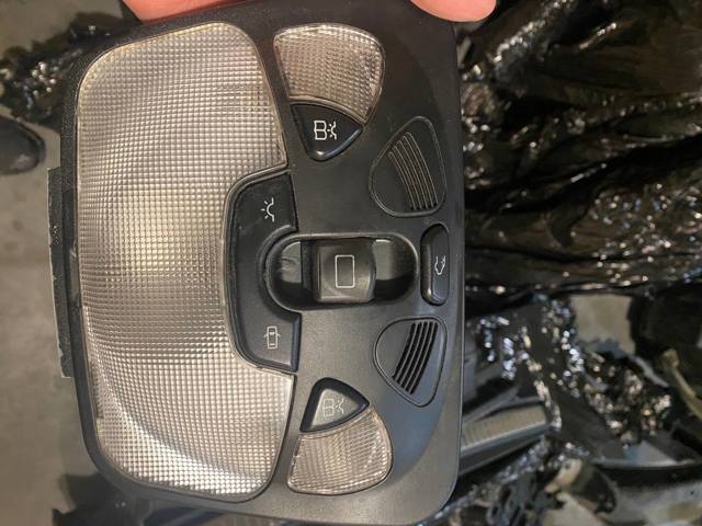 Плафон освітлення кабіни A4638200301 MERCEDES