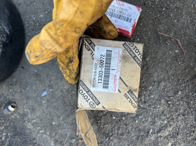 Поршень з пальцем без кілець, STD 1330350072 TOYOTA