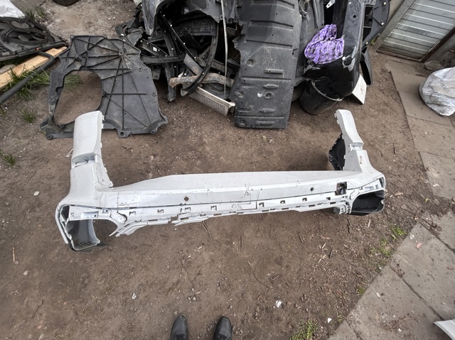 Бампер задній, верхня частина 51115A0BD57 BMW