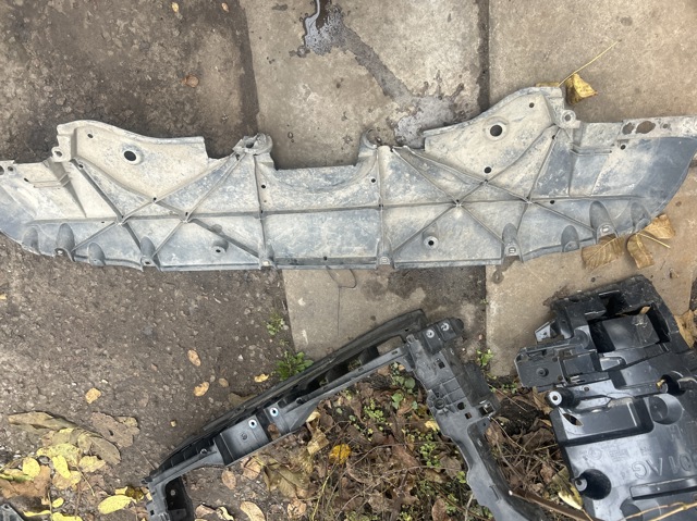Фартух, дефлектор переднього бампера 5144142200 TOYOTA