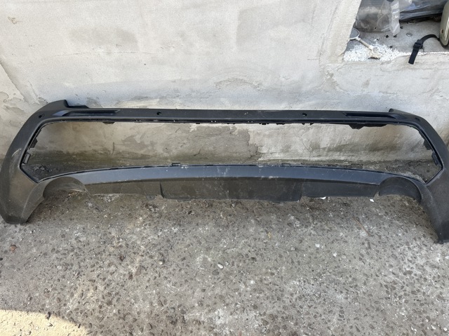 Бампер задній 5215942230 TOYOTA
