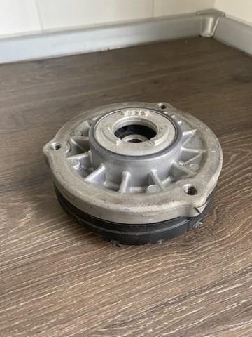 Подушка амортизатора переднього 31306866260 BMW