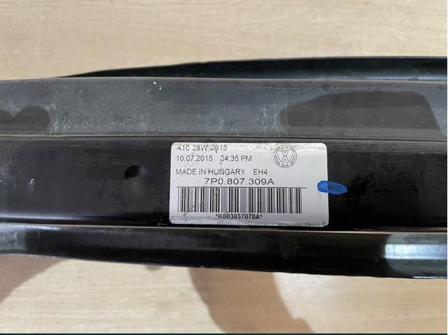 Буфер бампера заднього 7P0807309A VAG