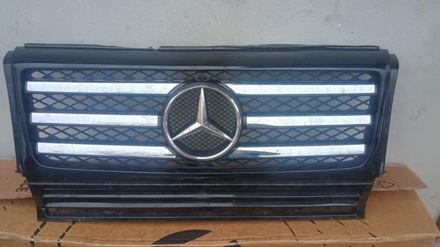 Решітка A4638880223 MERCEDES