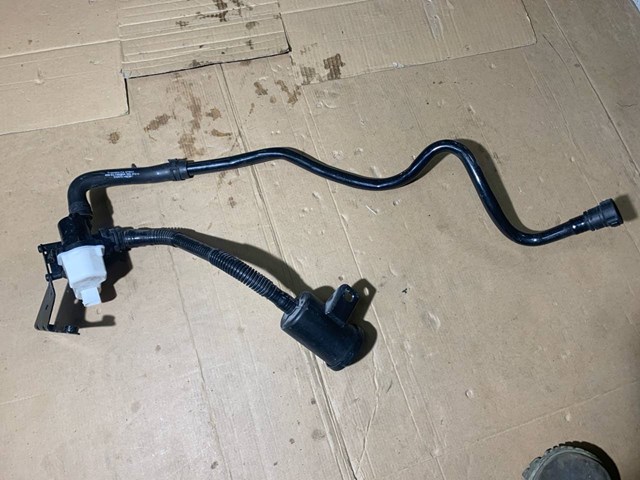 Клапан абсорбера паливних парів Ауді Ку 3