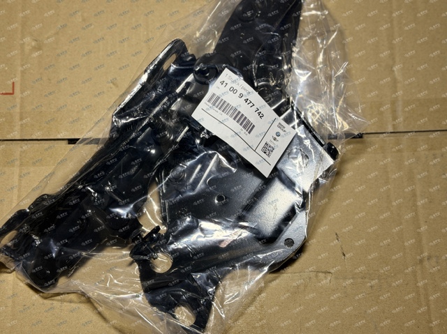 Завіс капота, правий 41009477742 BMW