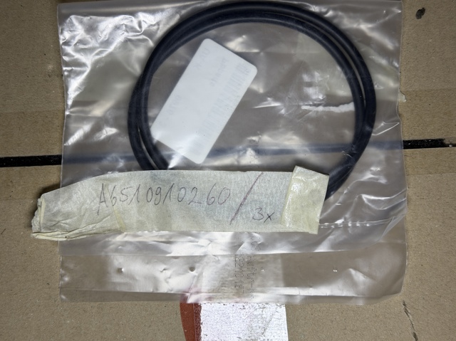 Прокладка впускного колектора, верхня A6510910260 MERCEDES
